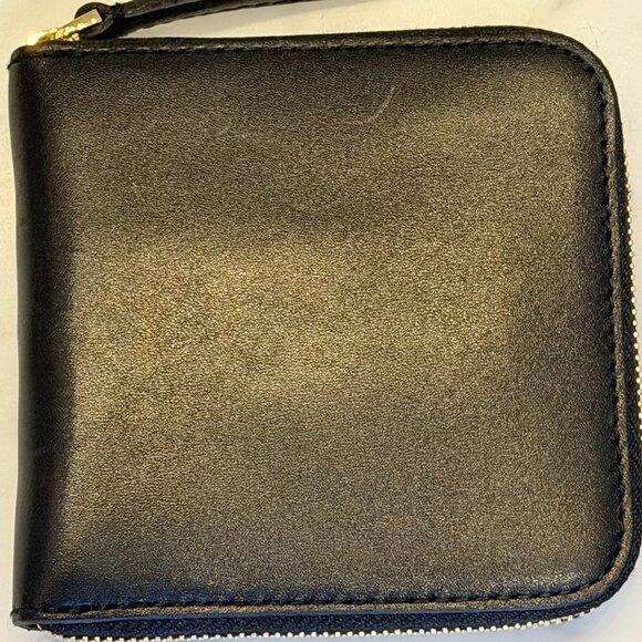 Madewell Handbags - Madewell The Essential Zip Wallet